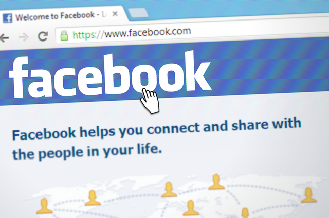 Je facebook zhoubou lidstva?